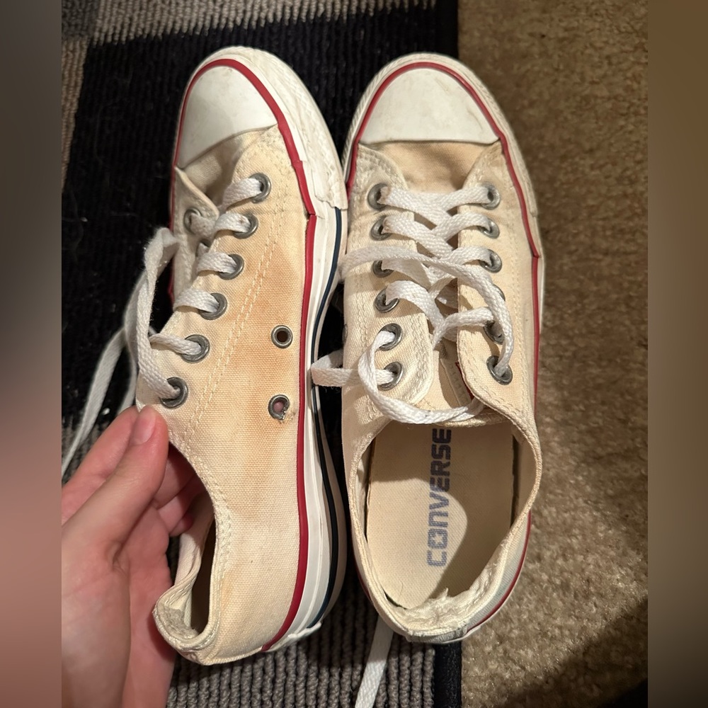 Converse - Picture 3 of 3